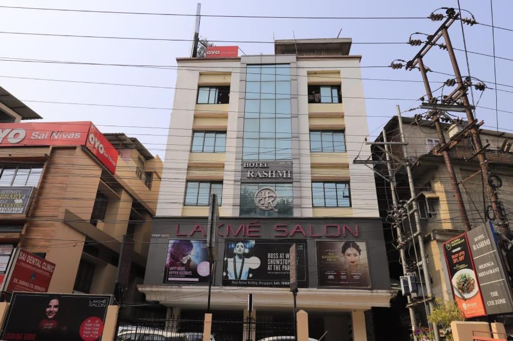 Hotel Rashmi Guwahati Bagian luar foto
